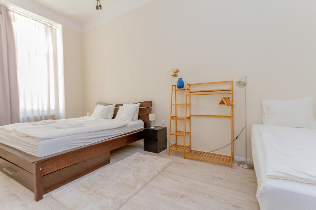 Dohany Str Downtown Apartment บูดาเปสต์ ภายนอก รูปภาพ